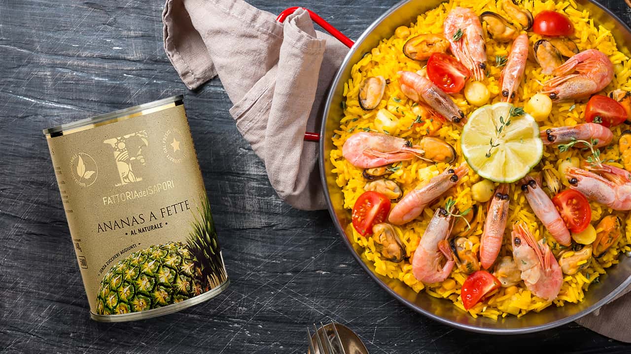 PAELLA CON GAMBERI E ANANAS