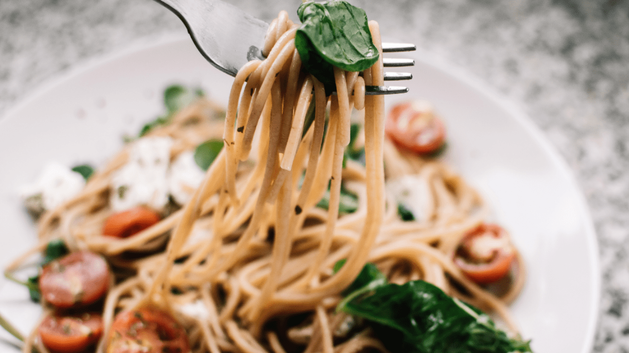 Spaghetti con friarielli e alici