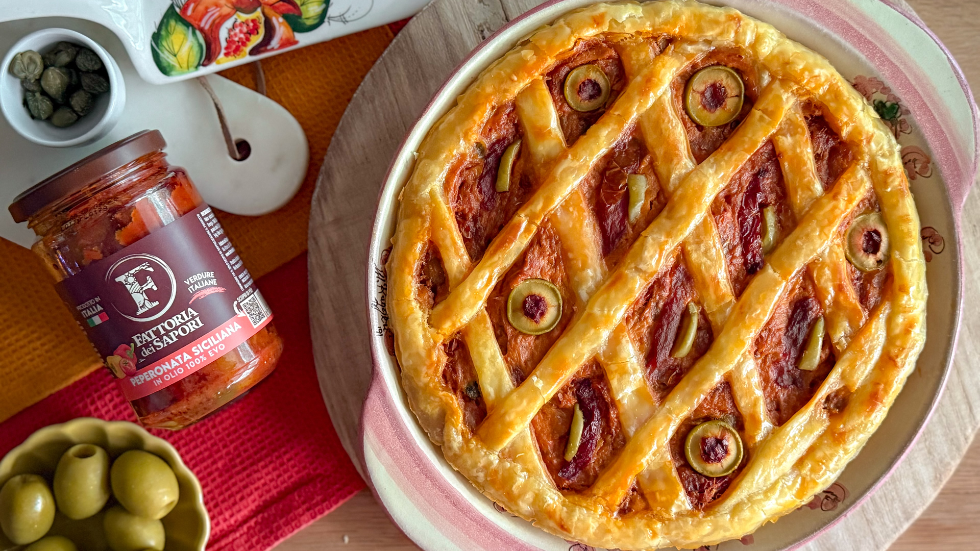 Torta Salata con Peperonata Siciliana e Tonno